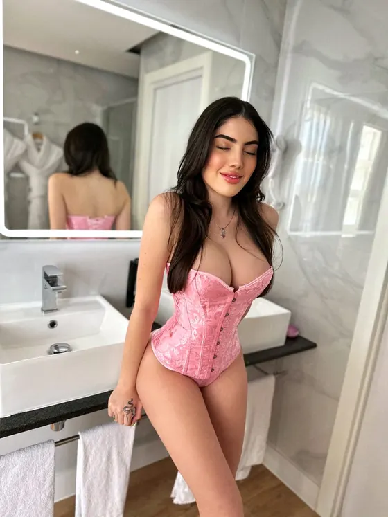Camila, escort in Dubai โ photo 6