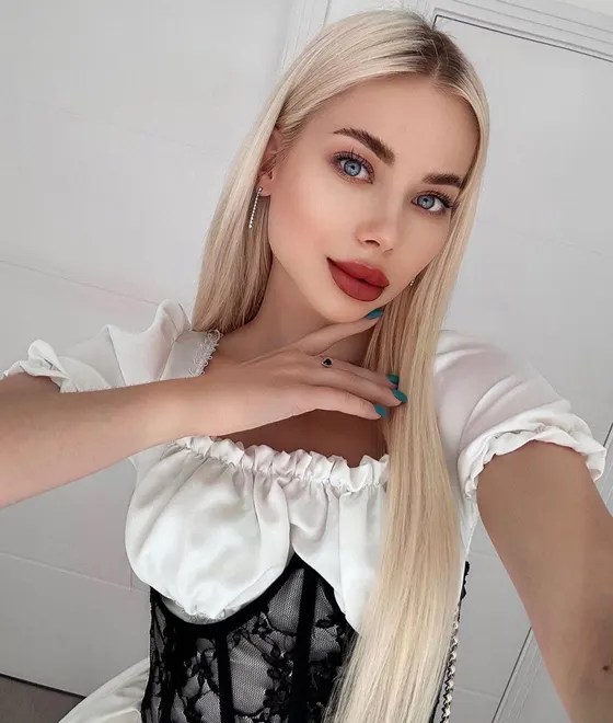 Chloe, escort in Dubai โ photo 7