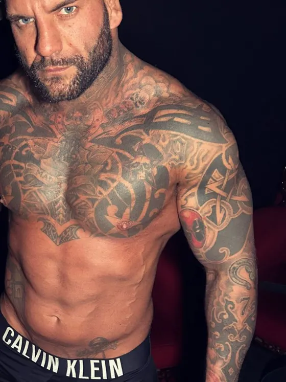 Adrian, Russian male escort in Dubai — photo 12