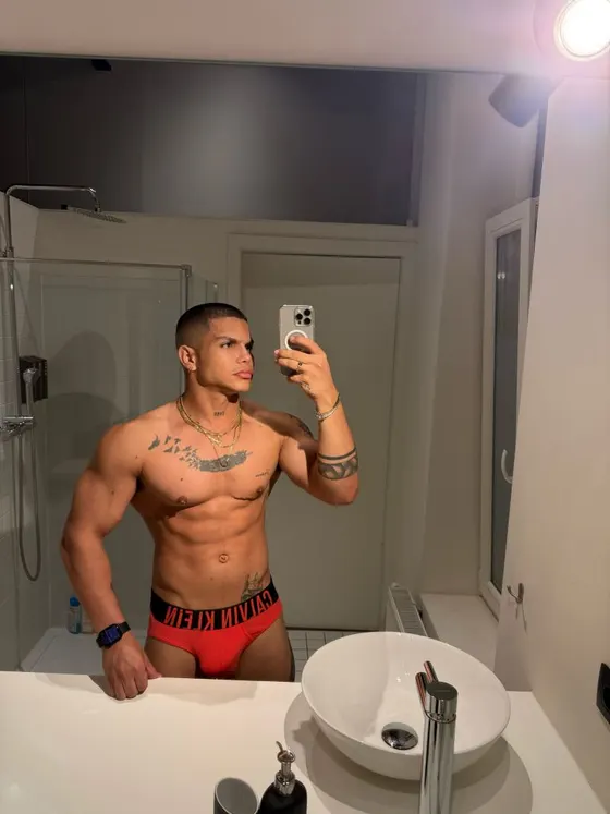 Andre, Brazilian male escort in Dubai โ photo 7