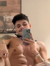 Anton, male escort in Dubai