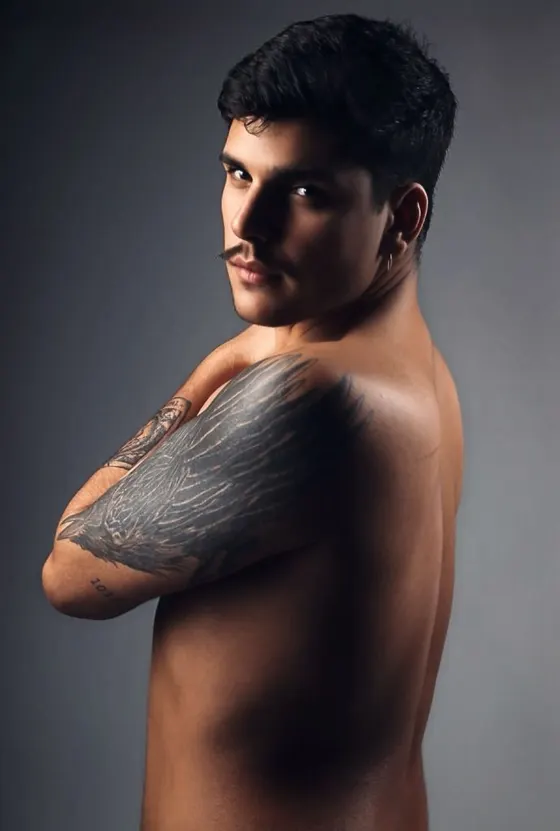 Anton, Brazilian male escort in Dubai โ photo 2