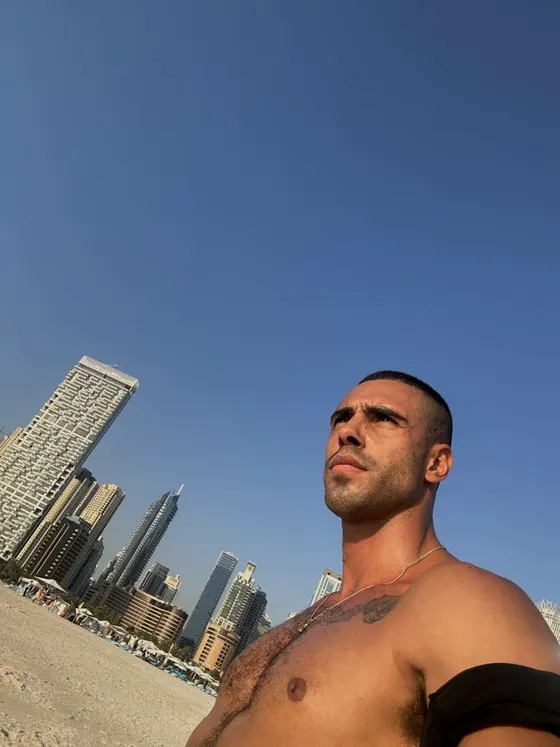 Chris, Brazilian male escort in Dubai โ photo 17