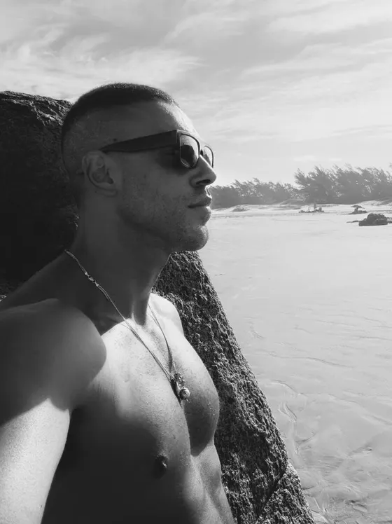 Chris, Brazilian male escort in Dubai โ photo 7