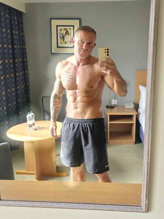 Daniel, male escort in Dubai โ photo 3