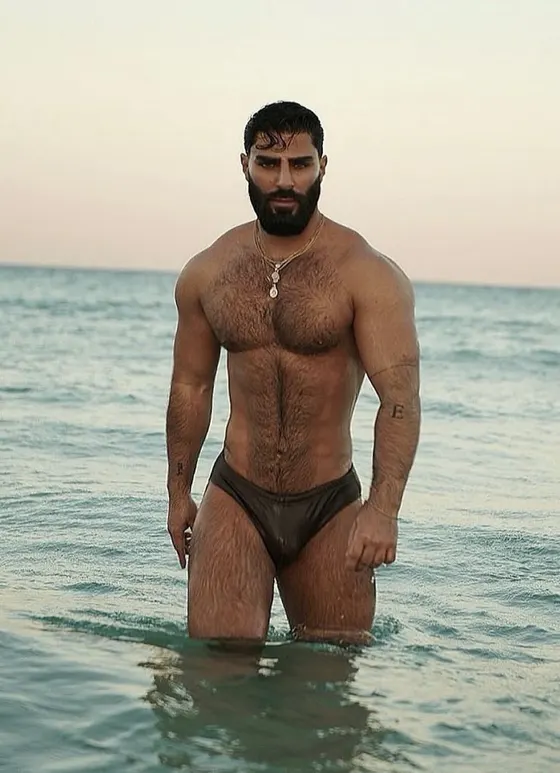 Daniel, Brazilian male escort in Dubai โ photo 3