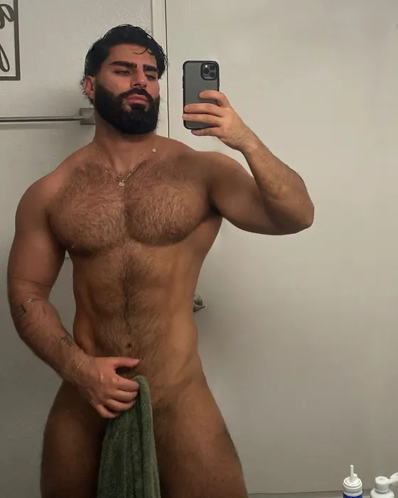Daniel, Brazilian male escort in Dubai โ photo 9