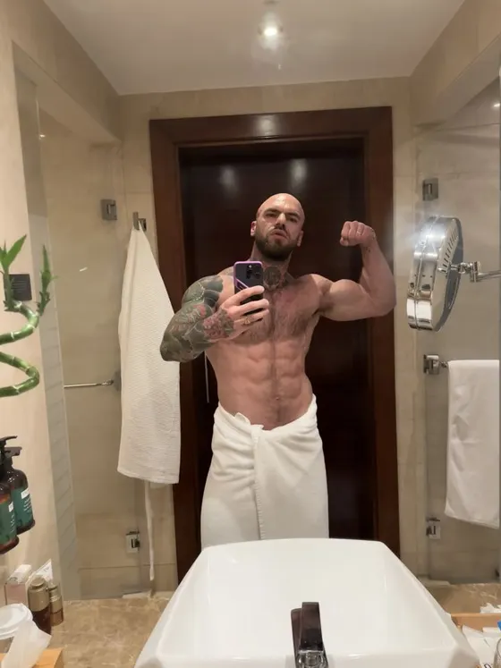 Daniel, Brazilian male escort in Dubai โ photo 16