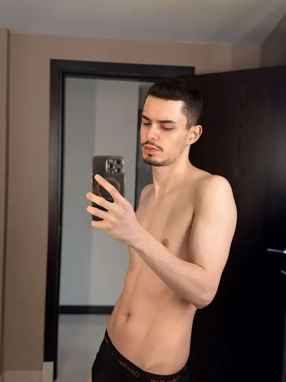 Daniel, Brazilian male escort in Dubai โ photo 10