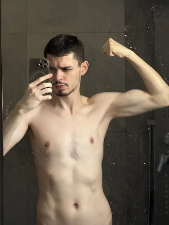 Daniel, Brazilian male escort in Dubai โ photo 4