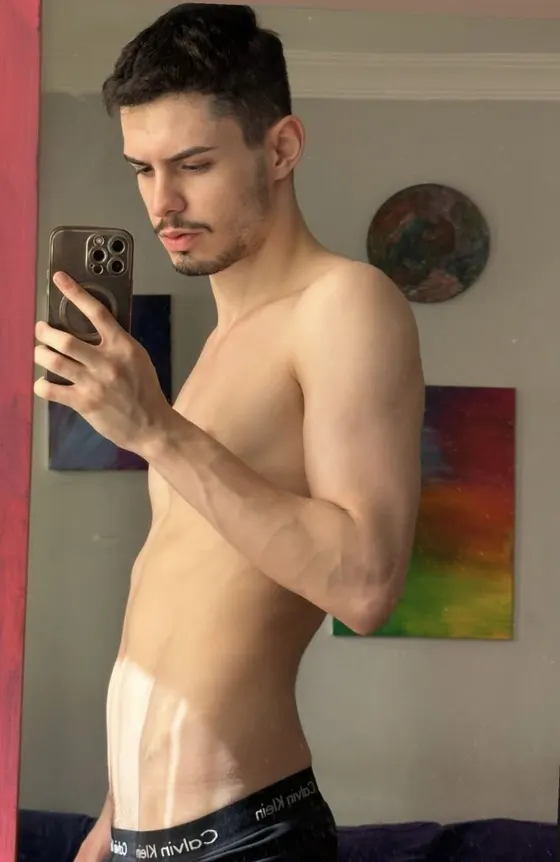 Daniel, Brazilian male escort in Dubai โ photo 6