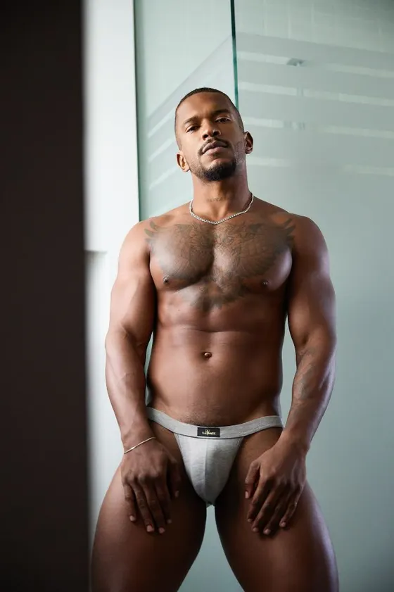 David, male escort in Dubai โ photo 4