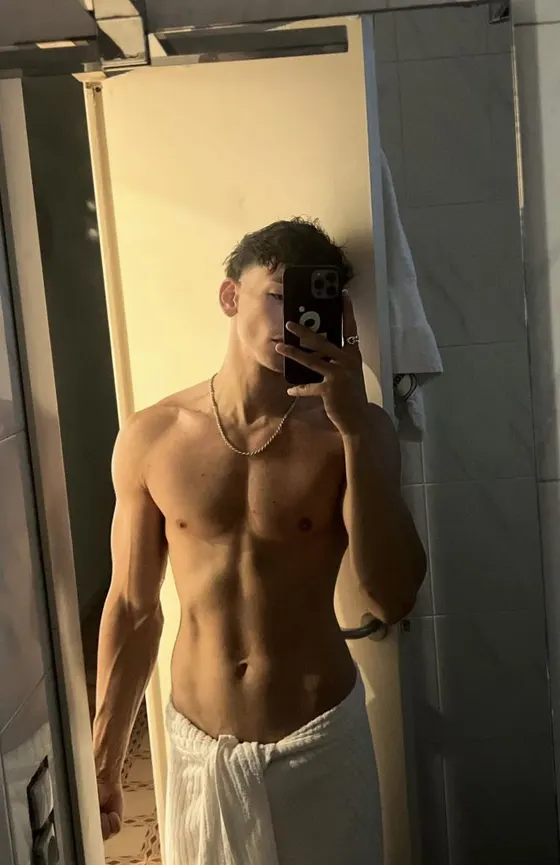 David, male escort in Dubai — photo 12