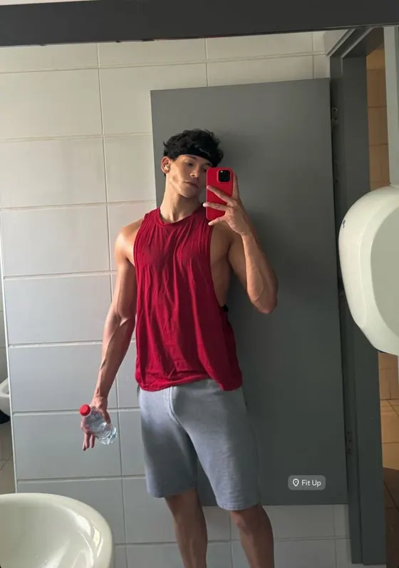 David, male escort in Dubai — photo 14