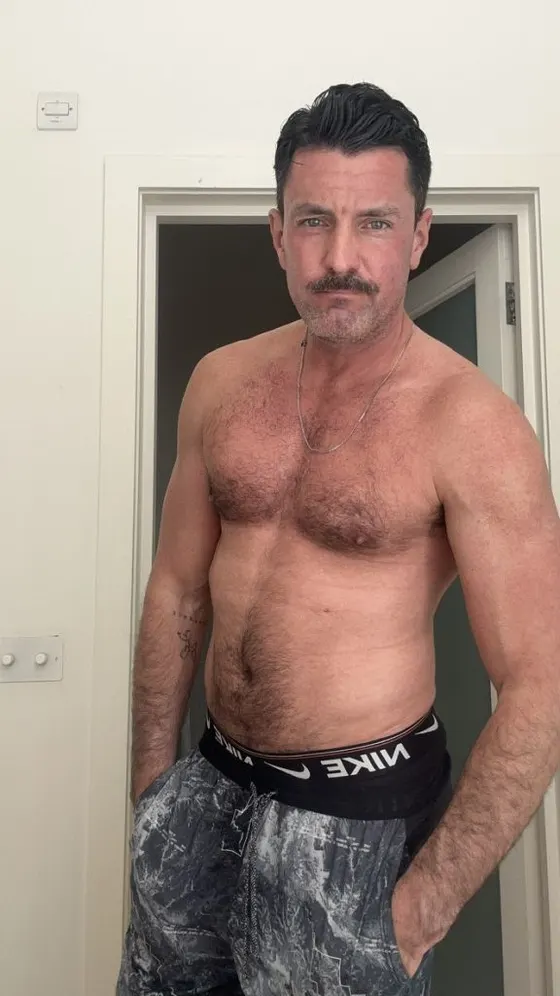 Dima, male escort in Dubai โ photo 3