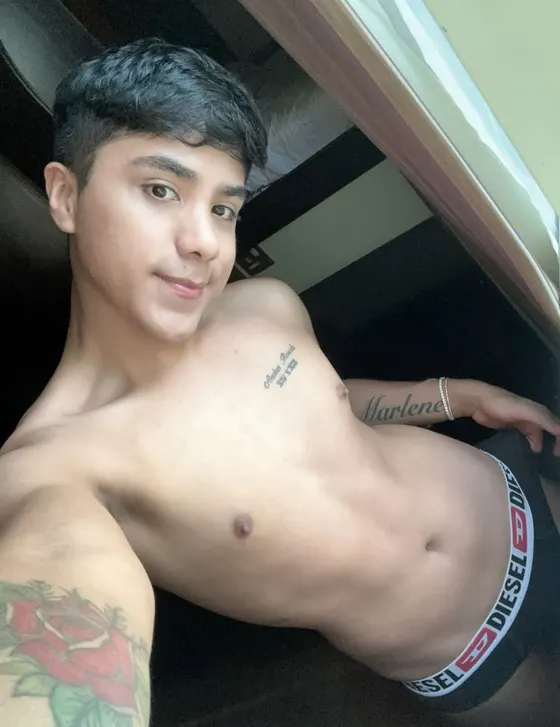 Dima, male escort in Dubai โ photo 4