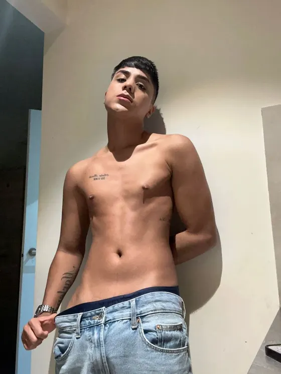 Dima, male escort in Dubai โ photo 8