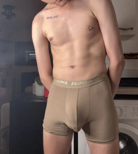 Dorian, male escort in Dubai — photo 4