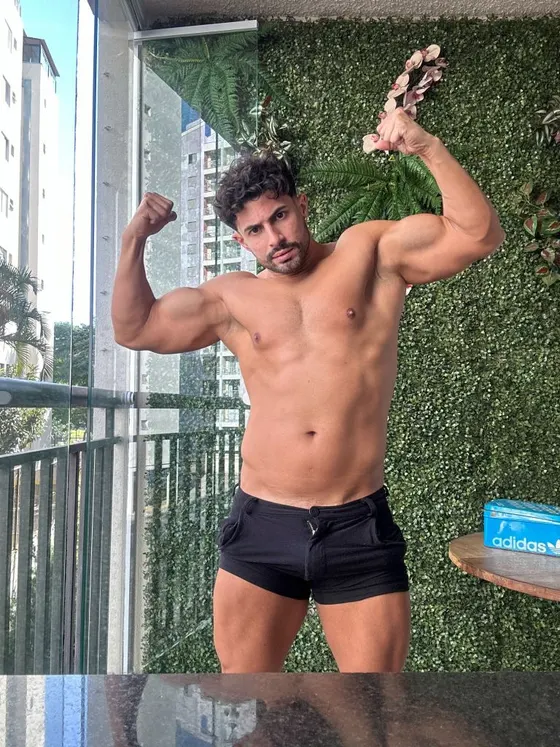 Dorian, Brazilian male escort in Dubai โ photo 12