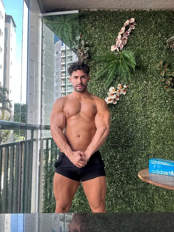 Dorian, Brazilian male escort in Dubai โ photo 13