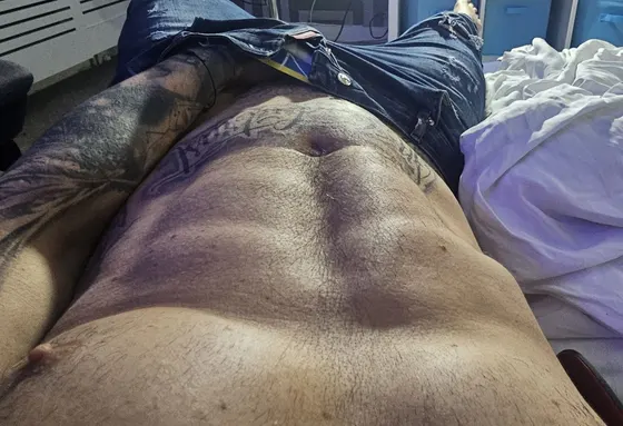 Enzo, male escort in Dubai โ photo 9