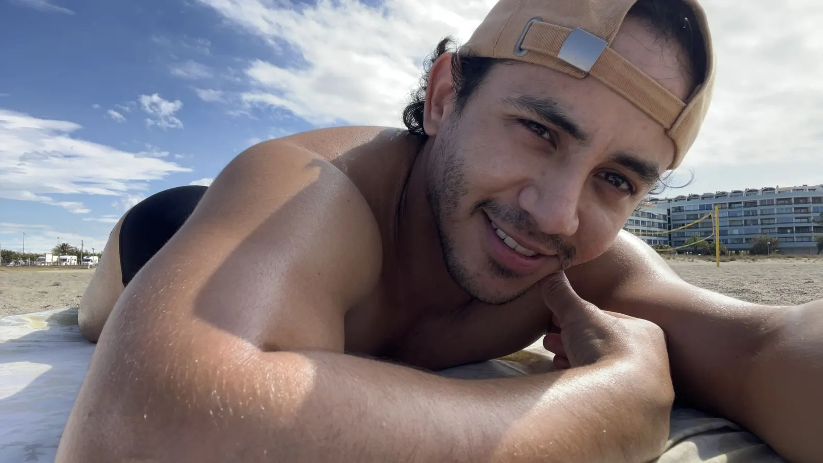 Erik, male escort in Dubai