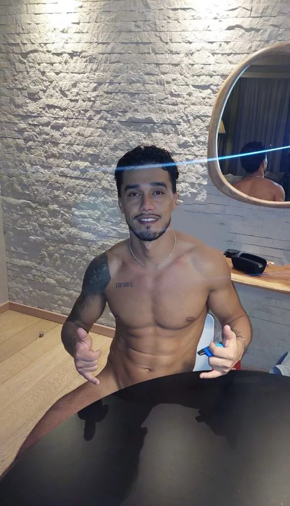 Erik, male escort in Dubai