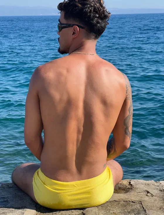 Erik, male escort in Dubai โ photo 12