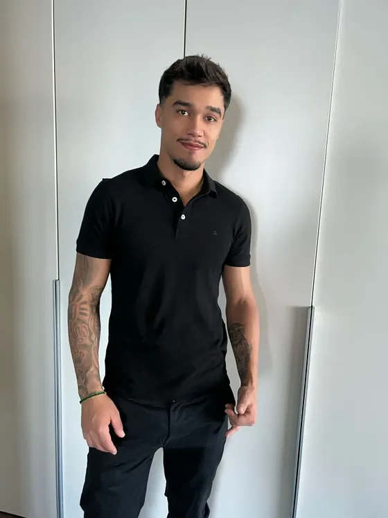 Erik, male escort in Dubai โ photo 14