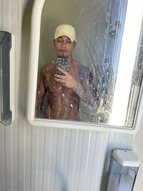 Erik, male escort in Dubai โ photo 6