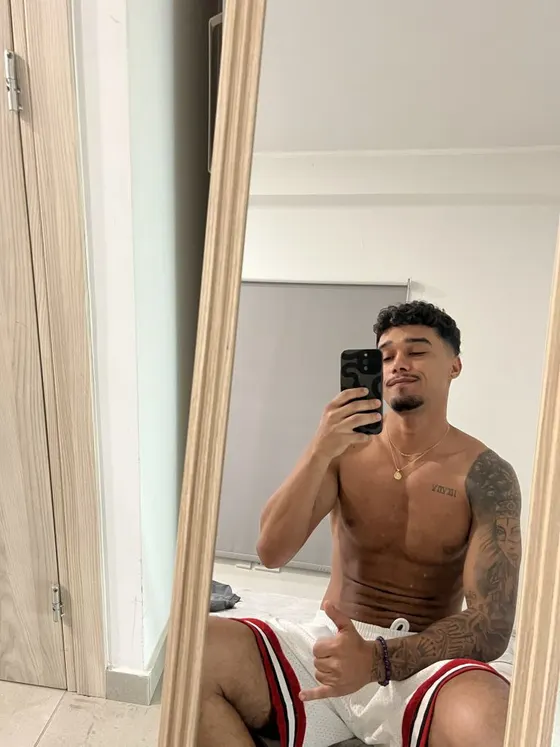 Erik, male escort in Dubai โ photo 7