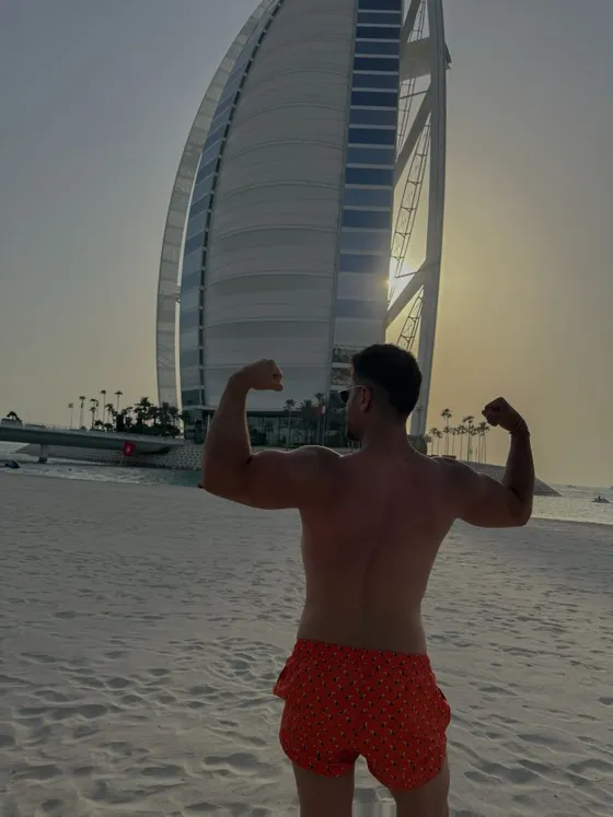 Felix, Brazilian male escort in Dubai โ photo 11