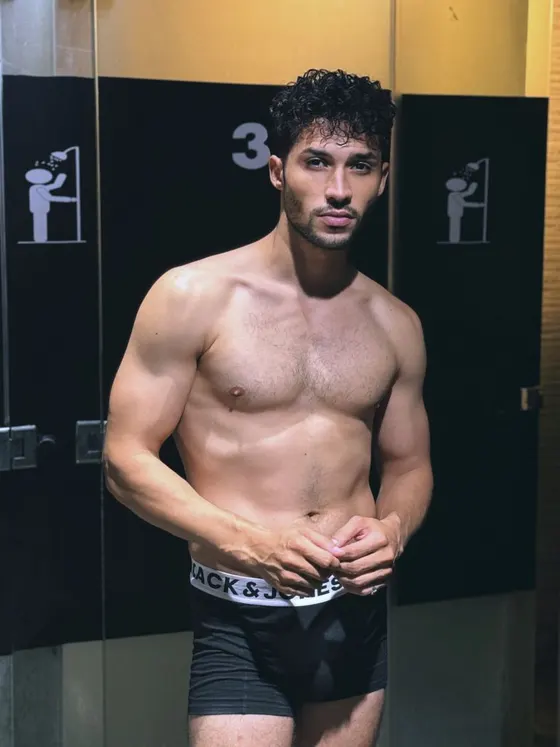 Felix, Brazilian male escort in Dubai โ photo 7
