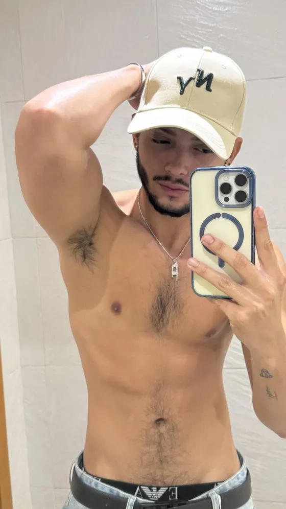Finn, male escort in Dubai โ photo 13
