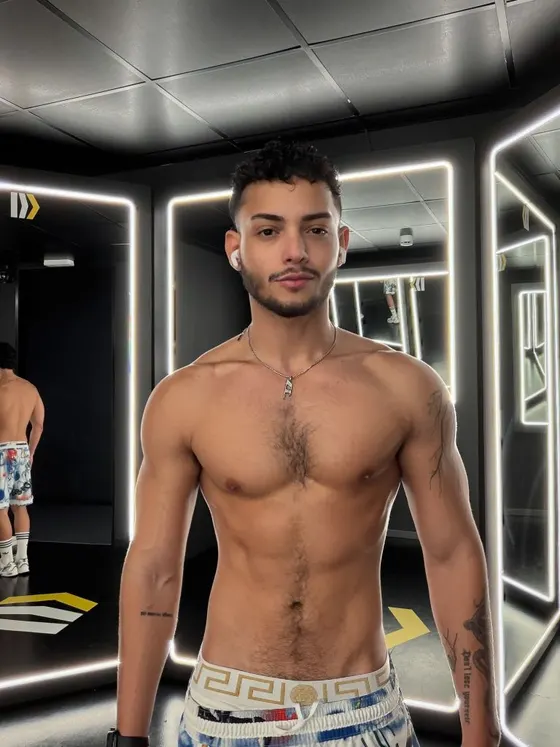Finn, male escort in Dubai โ photo 2