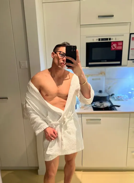 Finn, male escort in Dubai โ photo 6