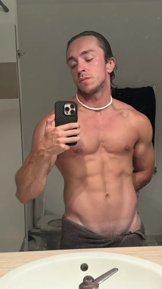 Gabriel, Russian male escort in Dubai โ photo 12