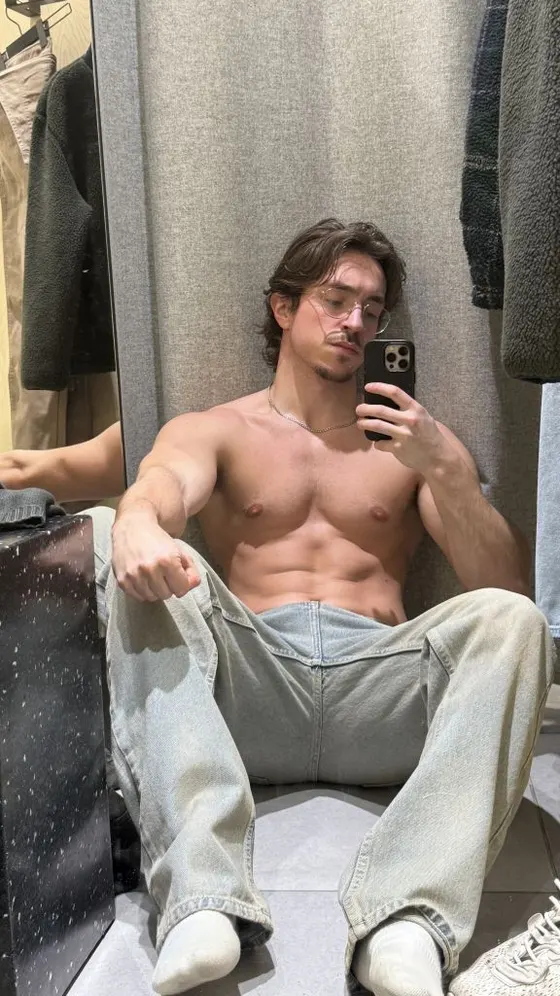 Gabriel, Russian male escort in Dubai โ photo 6