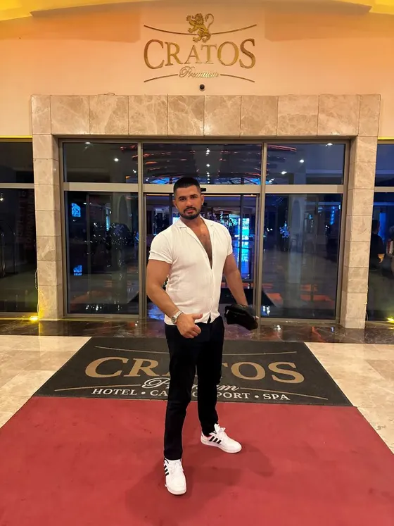 Henry, Brazilian male escort in Dubai โ photo 4