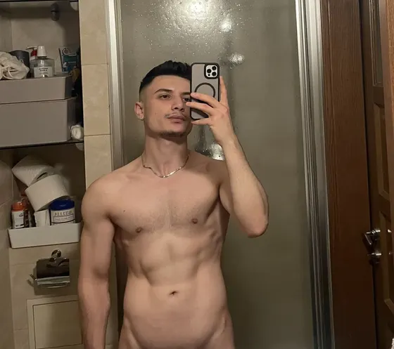 Henry, male escort in Dubai โ photo 16
