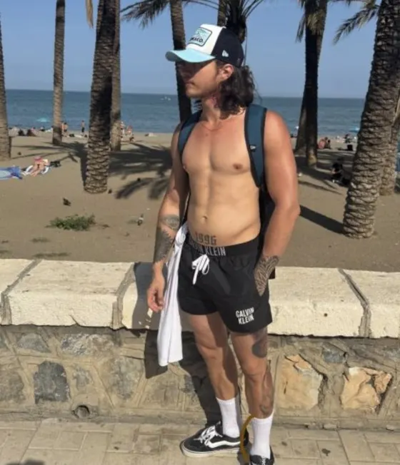 Hugo, male escort in Dubai โ photo 3