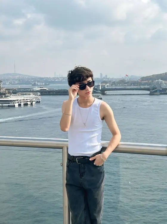 Hugo, Asian male escort in Dubai — photo 13