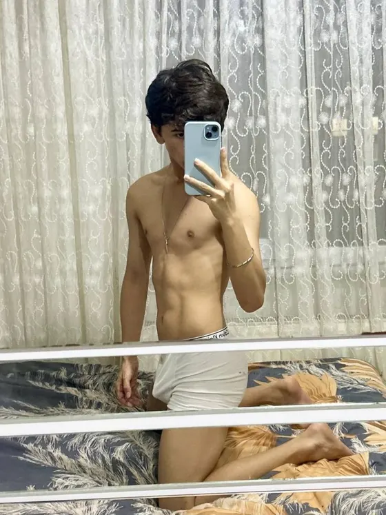 Hugo, Asian male escort in Dubai — photo 14