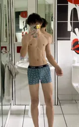 Hugo, Asian male escort in Dubai — photo 4