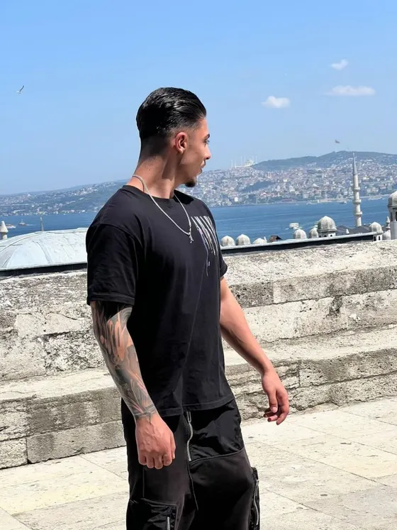 Igor, male escort in Dubai โ photo 7