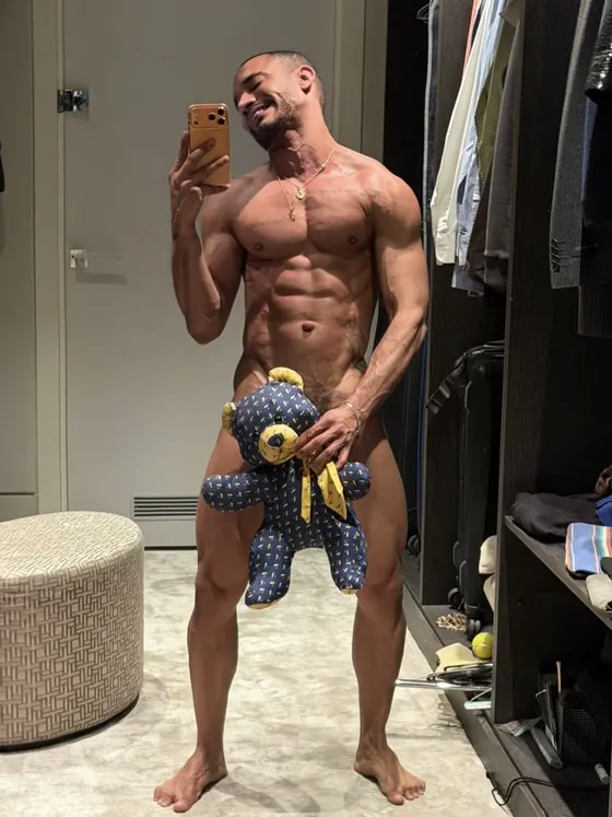 Jake, male escort in Dubai โ photo 10
