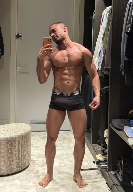 Jake, male escort in Dubai โ photo 9