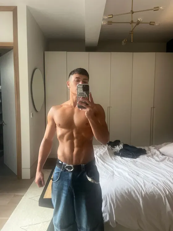Julian, Brazilian male escort in Dubai โ photo 14