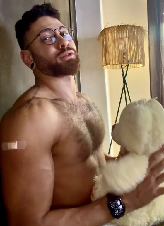 Julian, Brazilian male escort in Dubai โ photo 10