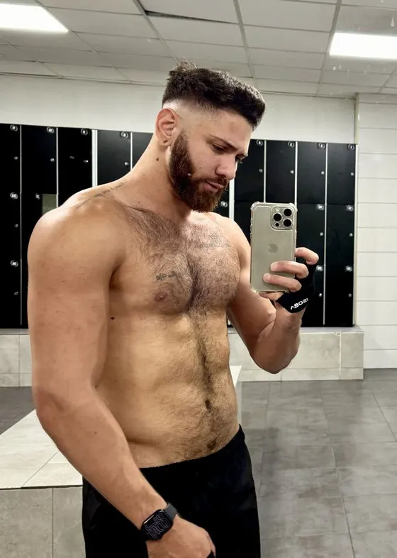 Julian, Brazilian male escort in Dubai โ photo 13